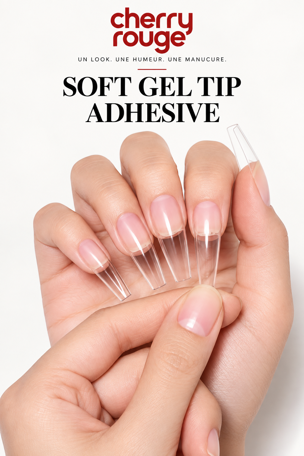 Main Cherry Rouge de présentation avec capsules transparentes pour pose de faux ongles Press-On Nails