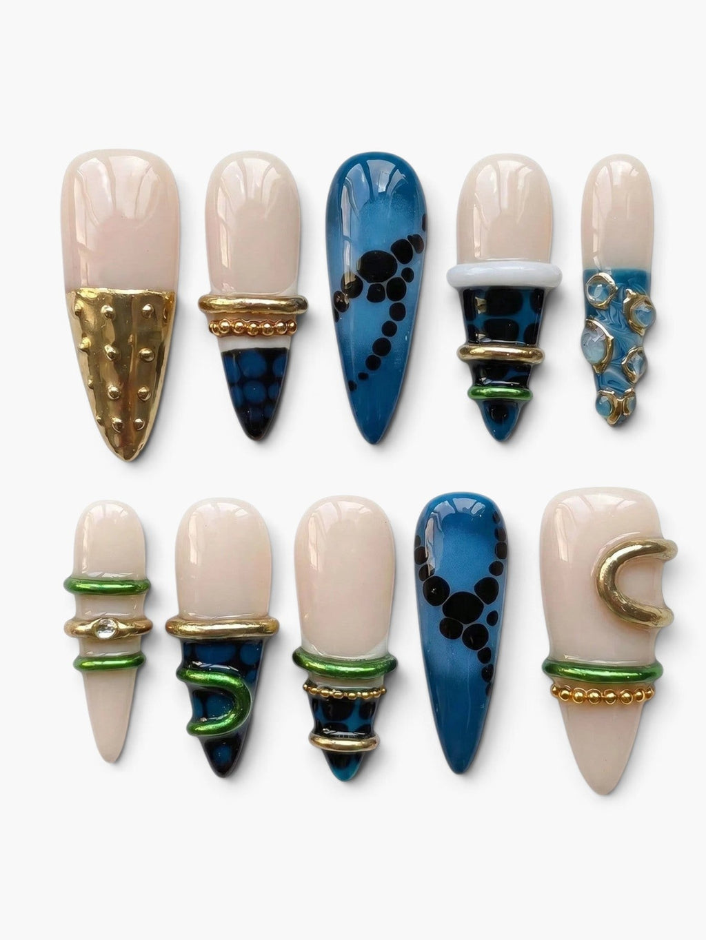 Set de 10 faux ongles Cherry Rouge Gilded Cascade en ABS, décorés de motifs bleus, dorés et verts faits main.